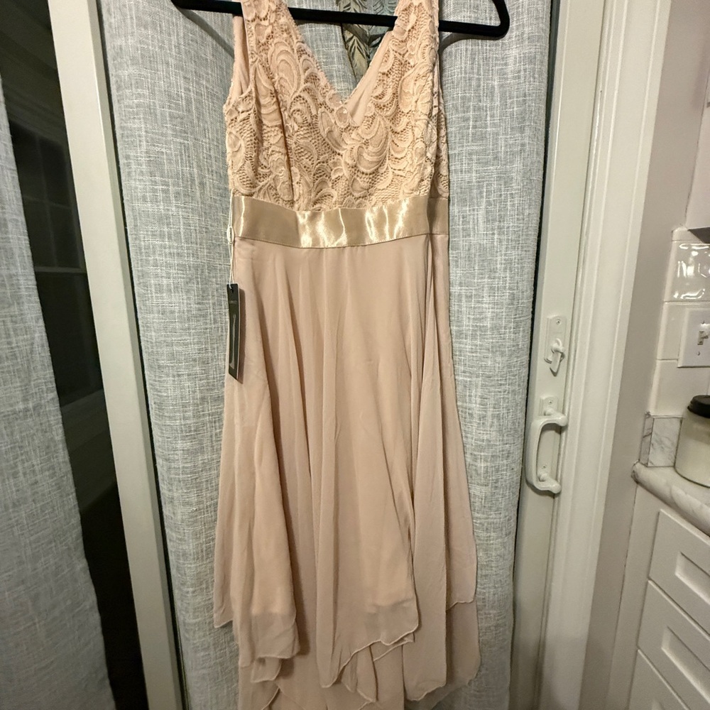 Elegant Cream Lace Dress